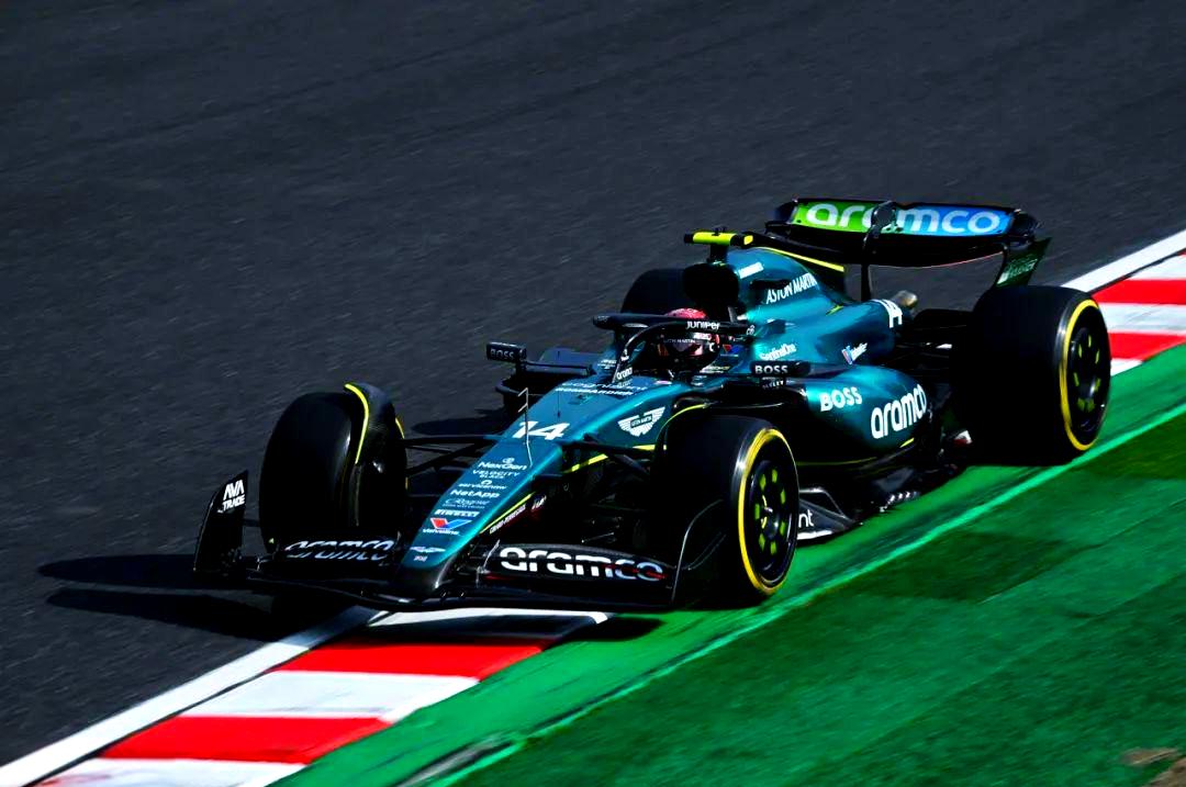 官网-红牛车队完胜雷诺车队，阿隆索惊艳四座