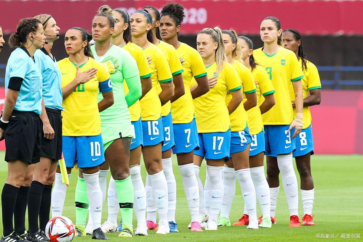 克罗地亚女足选手在友谊赛中取得胜利